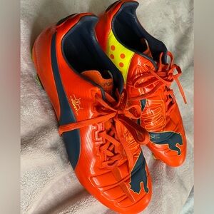 PUMA evoPOWER 3 Soccer Cleats Size US 9Men’s Football Shoes